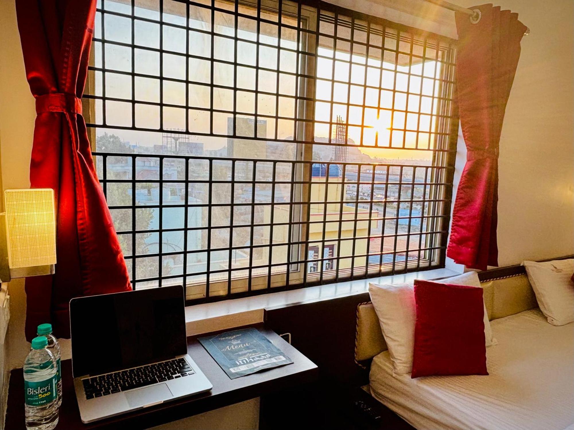 Sai Shreyas Residency, Best Hotel Near Bangalore Airport Dod Jala المظهر الخارجي الصورة